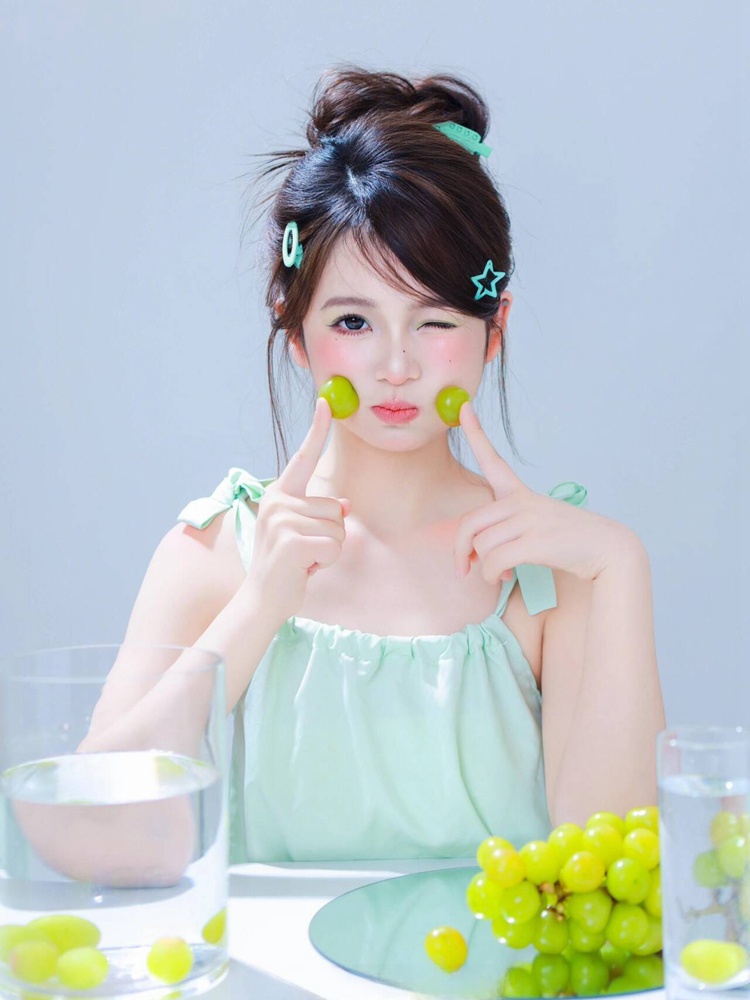 新しい夏の写真韓国風甘いかわいい透明感ガールパーソナルポート - Summer Clothing Girls のレビューと価格