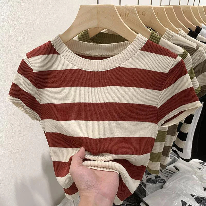 新しい女性のセーター 2026 春夏 O ネックストライプ半 - Summer Clothing Yarn のレビューと価格