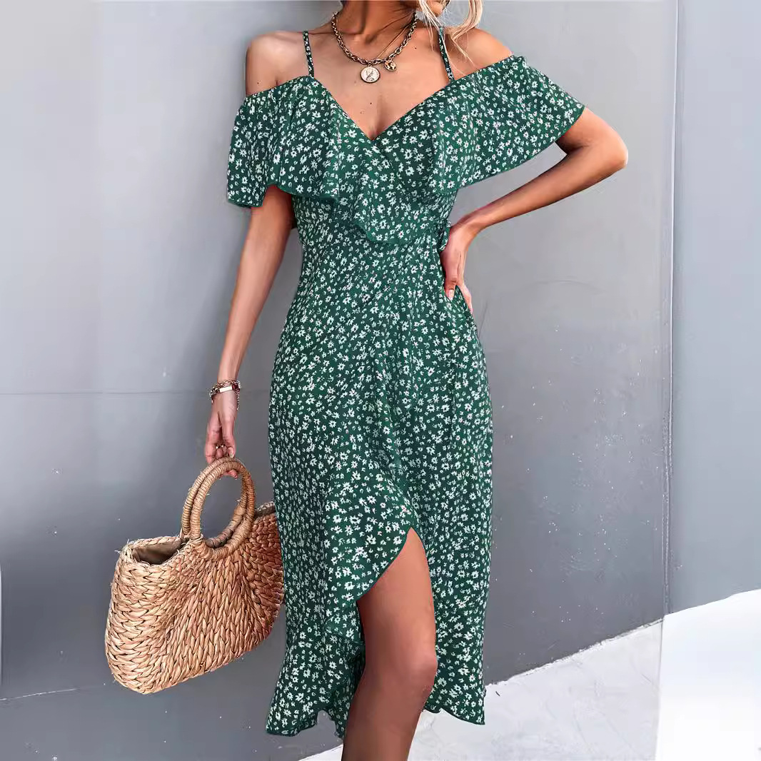 春夏の新作婦人服は、ワンショルダーの花柄サスペンダードレスで - Summer Clothing New Look のレビューと価格