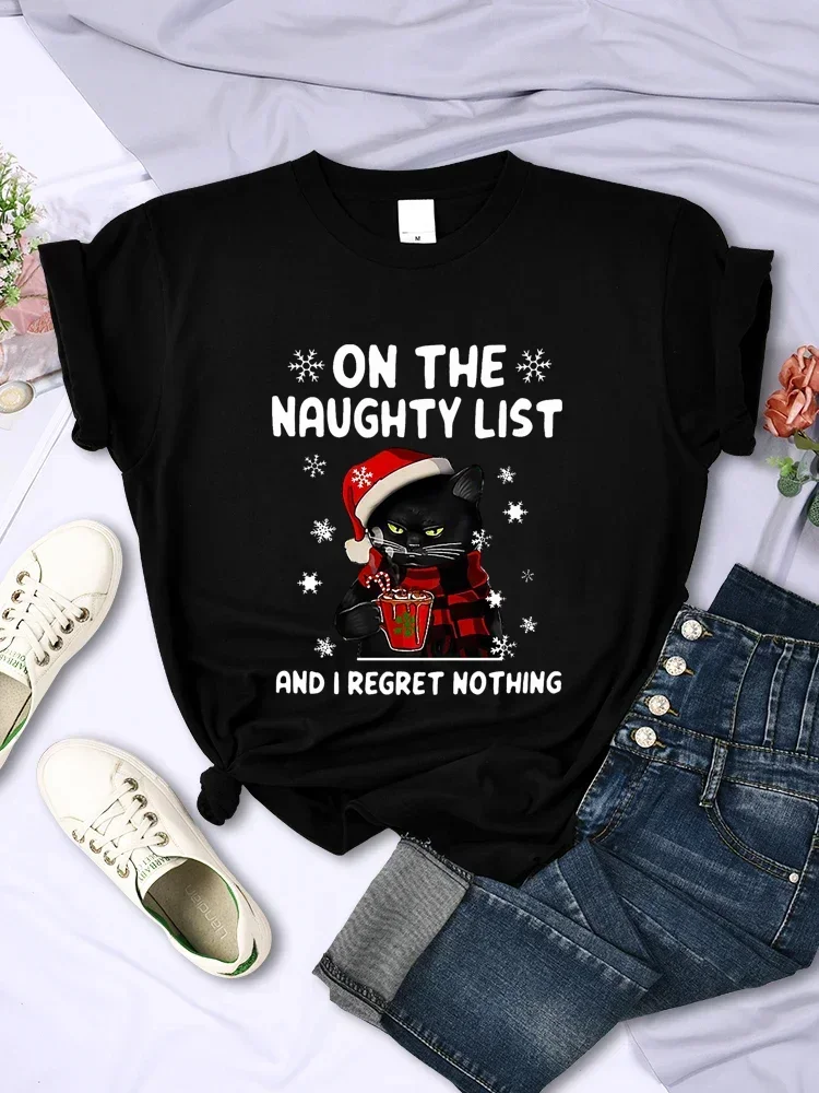 クリスマス女性用Tシャツ「SANTA CAT ON THE  - Summer Clothing List のレビューと価格
