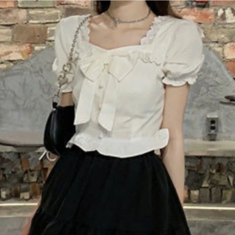 女性用スクエアカラーの白いブラウス,蝶ネクタイデザイン,トレ - Crop Blouse Linen のレビューと価格